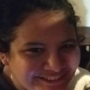 Meet your Posher, Elvia